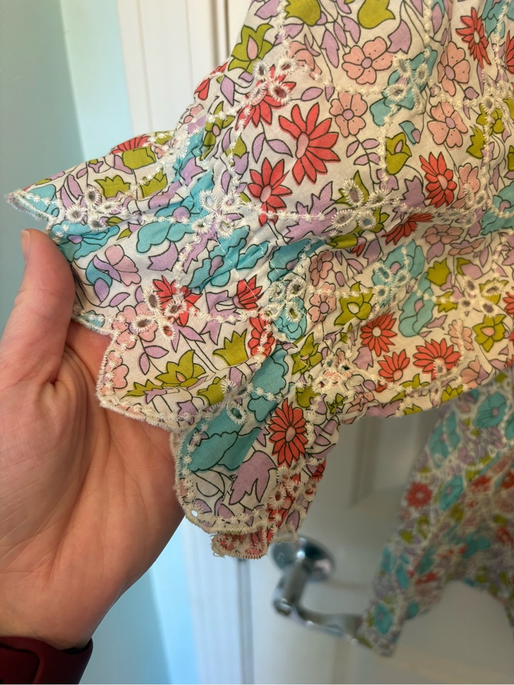 Jennifer & Grace floral eyelet puff peasant top XL - Picture 4 of 11